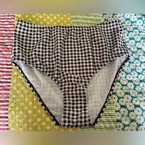 Checkered high rise bikini swim bottom medium